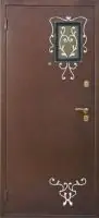 Декоративная отделка из художественной ковки на входной двери (131)