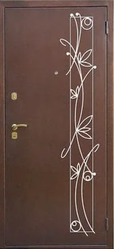 Декоративная отделка из художественной ковки на входной двери (111)