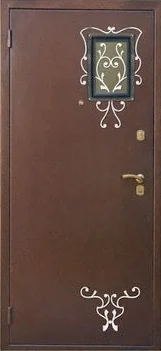 Декоративная отделка из художественной ковки на входной двери (131)