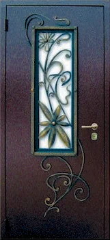 Декоративная отделка из художественной ковки на входной двери (132)