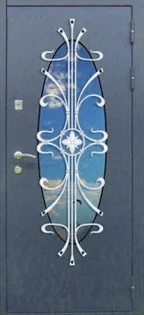 Декоративная отделка из художественной ковки на входной двери (70)