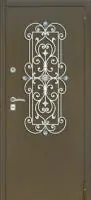 Декоративная отделка из художественной ковки на входной двери (61)