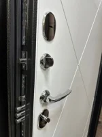 Входная дверь Маркус Мальта 3к белый матовый