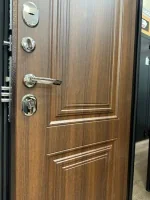 Входная дверь Маркус Олимп орех бренди