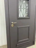 Металлофиленки на металле входной двери (1)