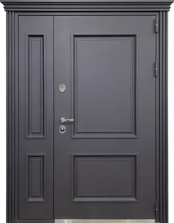 Металлофиленки на металле входной двери (1)