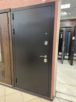 Входная дверь Маркус Мираж белое дерево