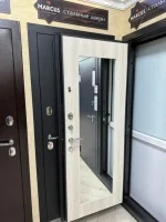 Входная дверь Маркус Нарцисс