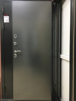 Входная дверь Маркус Термо серебро металл-металл