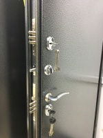 Входная дверь Маркус Термо серебро металл-металл